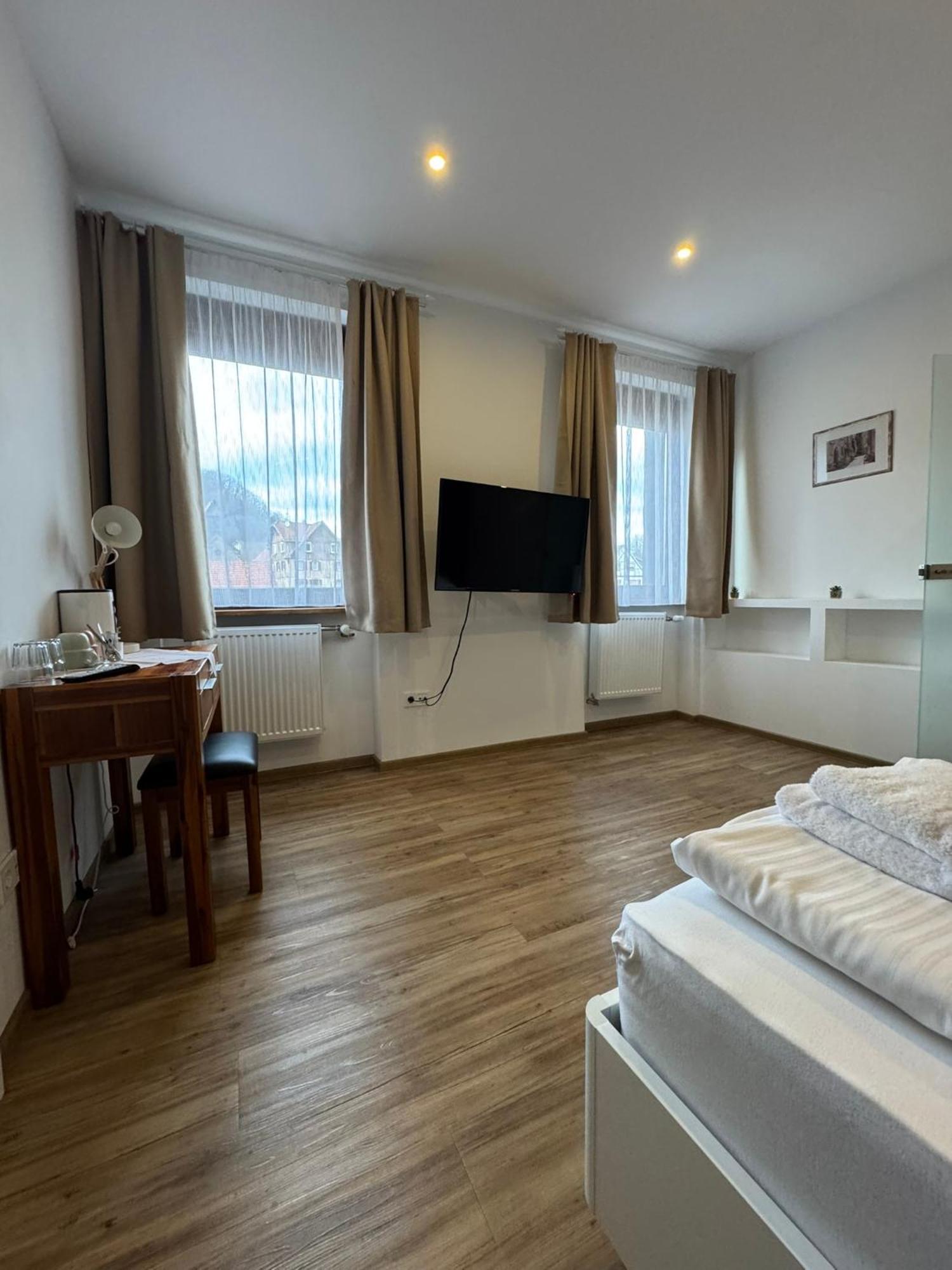 Hotel Gruener Baum - Hotel Im Murgtal, Schwarzwald Weisenbach Extérieur photo